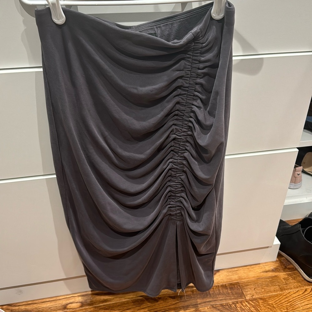 Express Midi skirt